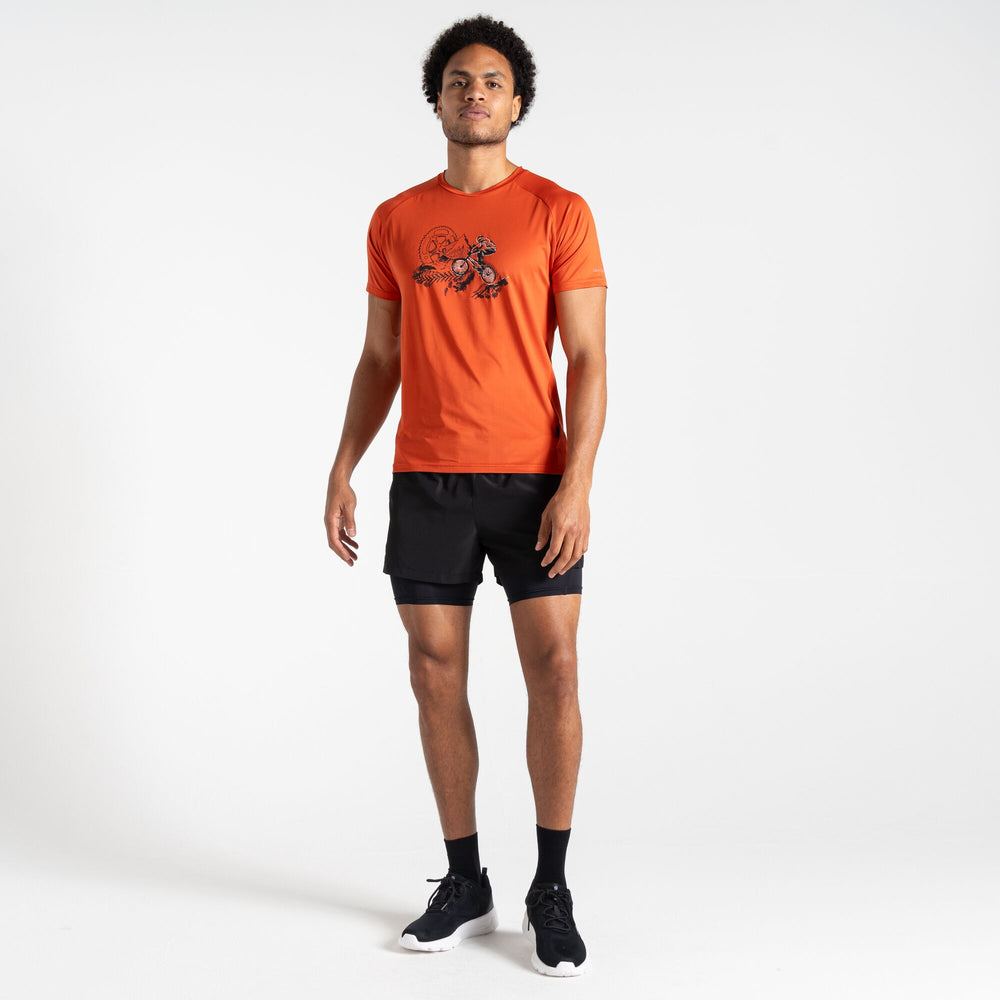 
                  
                    Laden Sie das Bild in den Galerie-Viewer, Tech Tee - Herren T-Shirt | reflektierende Prints - Orange
                  
                