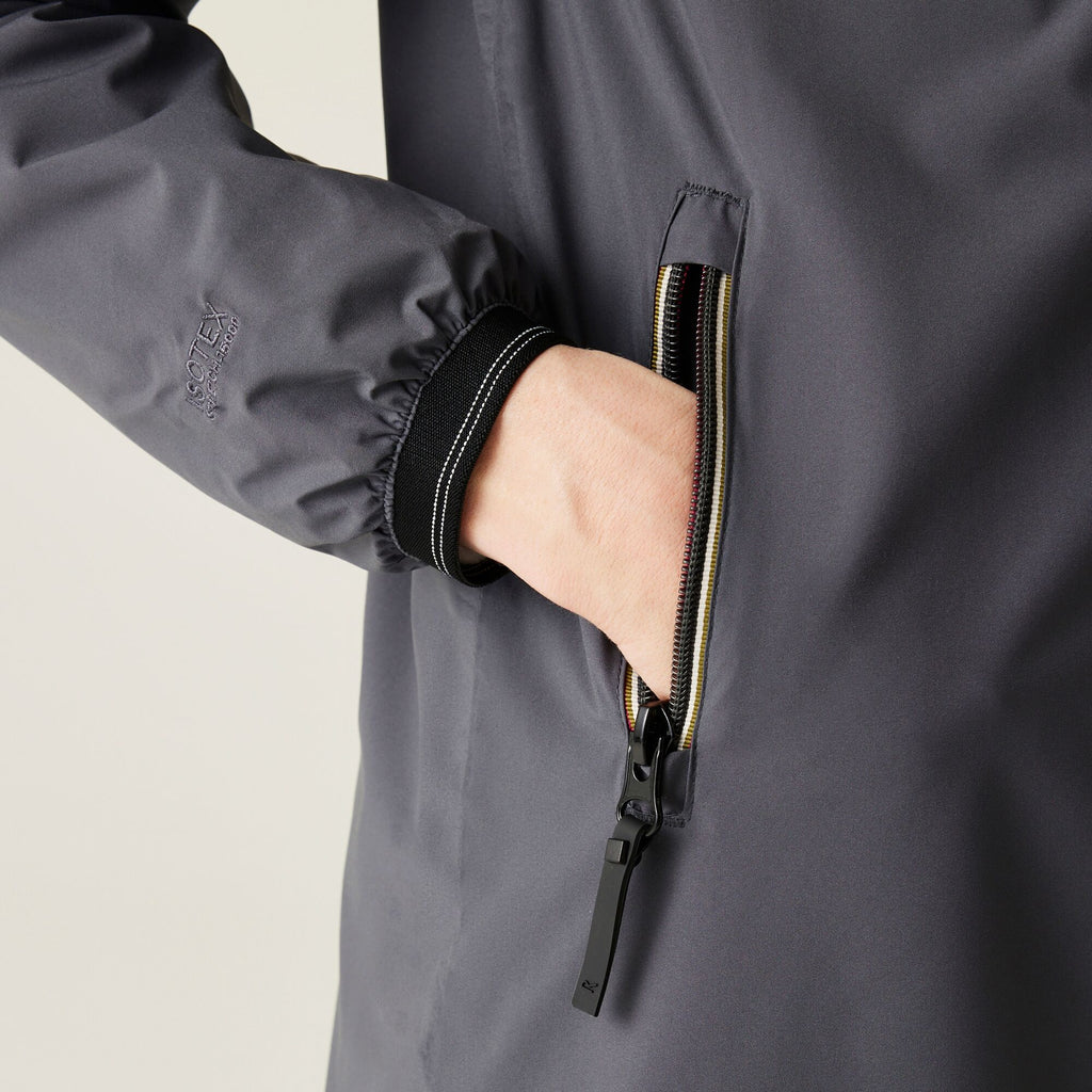 Lioka - Damen Regenmantel | integrierte Sicherheitstasche - Grau Seal Grey Bild 5