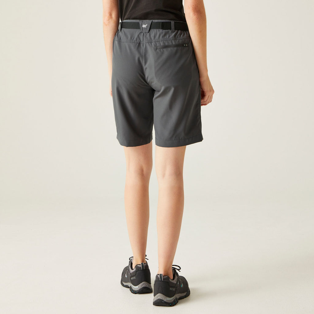 Xert Stretch Bermuda Light - Damen Short | aus leichtem Stretchgewebe - Grau Seal Grey Bild 2