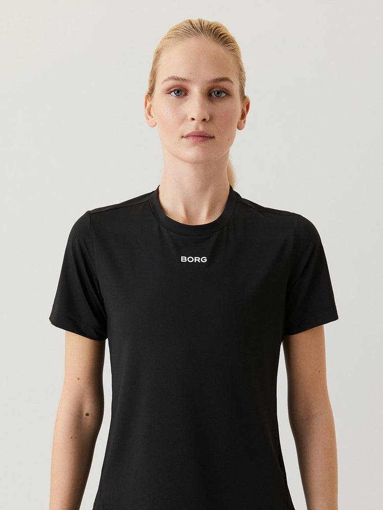 
                  
                    Laden Sie das Bild in den Galerie-Viewer, BORG REGULAR - Damen T-Shirt | aus weichem, recyceltem Stretchgewebe - Schwarz
                  
                